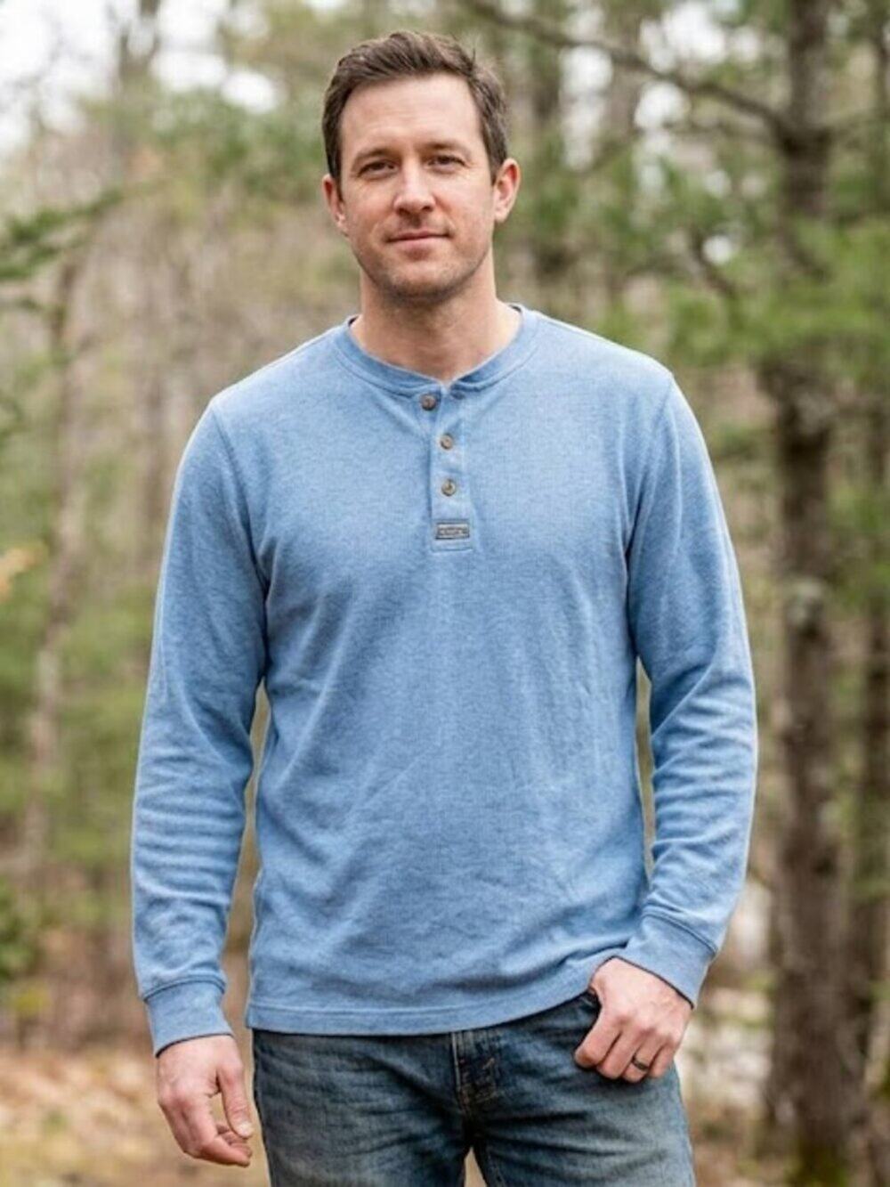 L.L. Bean Men's 100% Cotton Long-Sleeve Henley Shirt Light Blue XL Like New